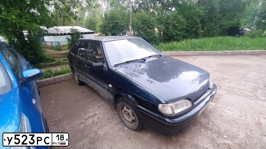 Фото автомобиля LADA 2114 SAMARA, 2007 — госномер У523РС18. Цвет: ГРАФИТОВЫЙ МЕТАЛЛИК
