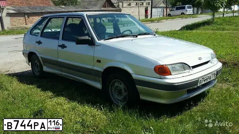 Фото автомобиля LADA 2114 SAMARA, 2006 — госномер В163МР163. Цвет: СВЕТЛО-СЕРЕБРИСТЫЙ МЕТАЛЛИК