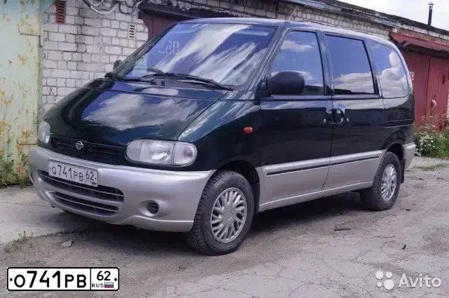 Фото автомобиля NISSAN SERENA, 1998 — госномер Р663АР750. Цвет: ЗЕЛЕНЫЙ