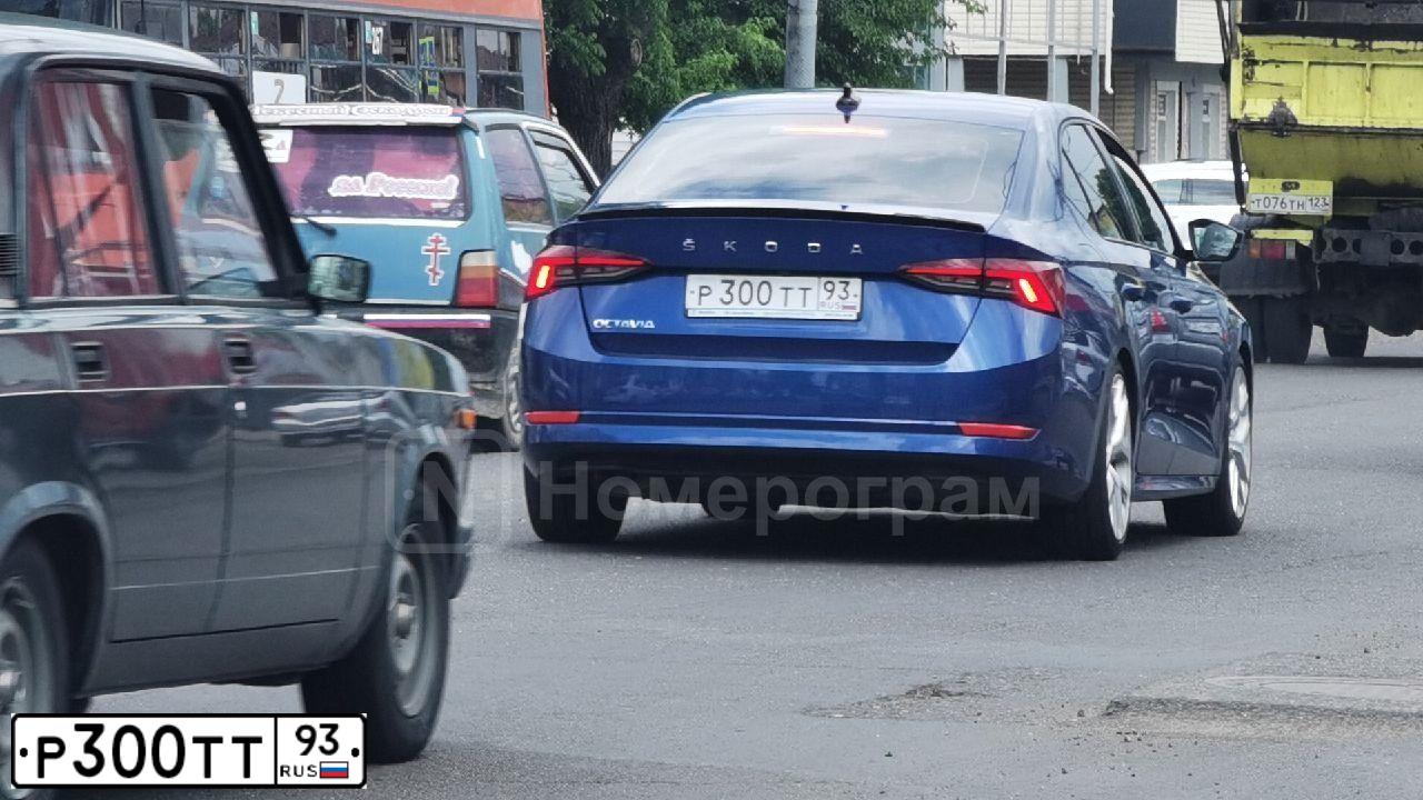 Фото автомобиля VOLKSWAGEN PASSAT, 2011 — госномер К900ВР193