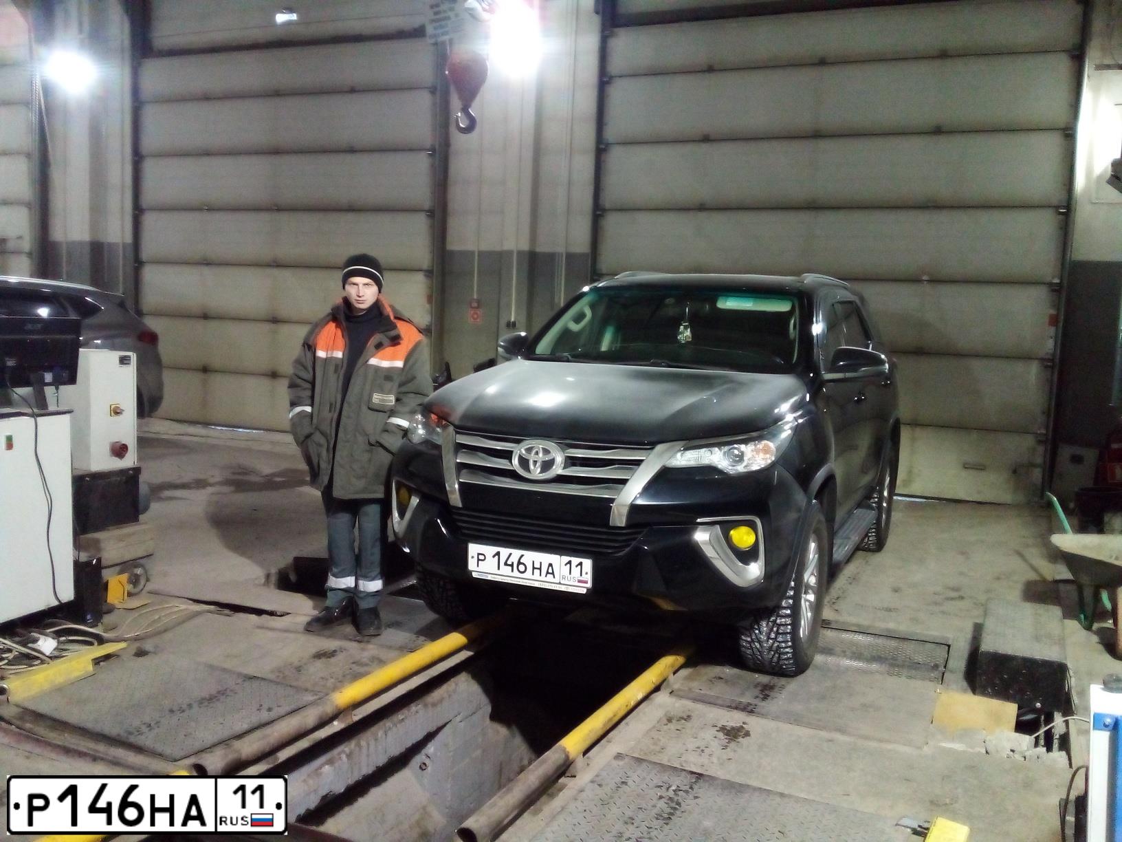 Фото автомобиля RENAULT KAPTUR, 2016 — госномер Р164НА11
