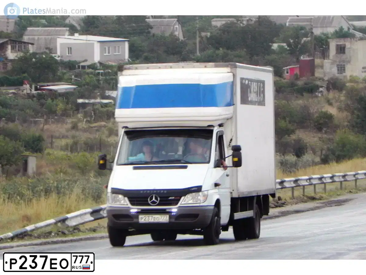 Фото автомобиля MERCEDES-BENZ SPRINTER, 2005 — госномер Н699ОК82