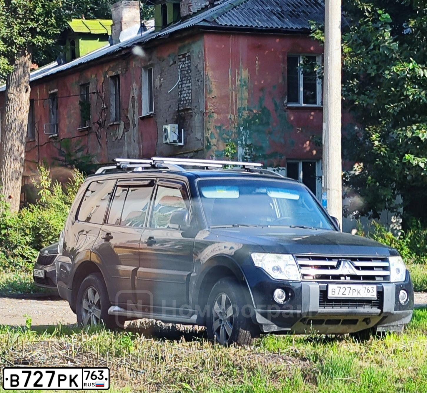 Фото автомобиля KIA SORENTO, 2020 — госномер Е909РВ763. Цвет: Серый