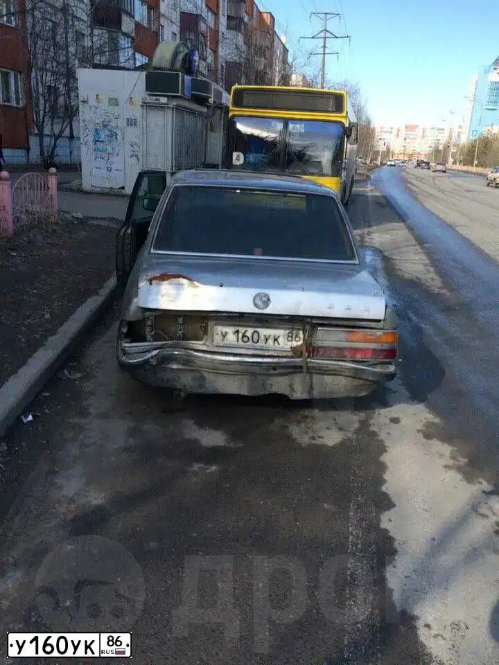 Фото автомобиля BMW SERIE 5, 1983 — госномер У160УК86. Цвет: СЕРЫЙ