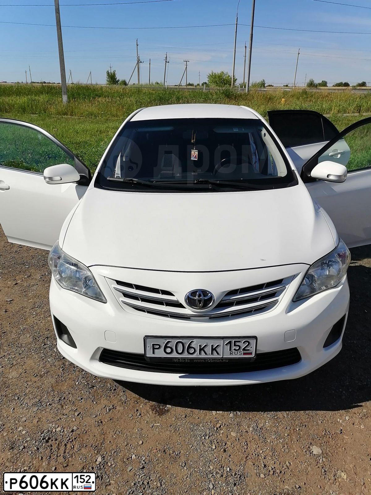 Фото автомобиля TOYOTA COROLLA, 2011 — госномер В007ТХ13. Цвет: Белый