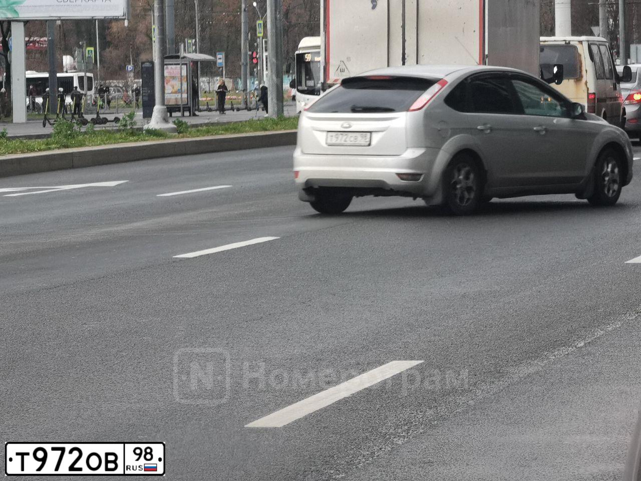 Фото автомобиля RENAULT MEGANE, 2005 — госномер Т129МВ39
