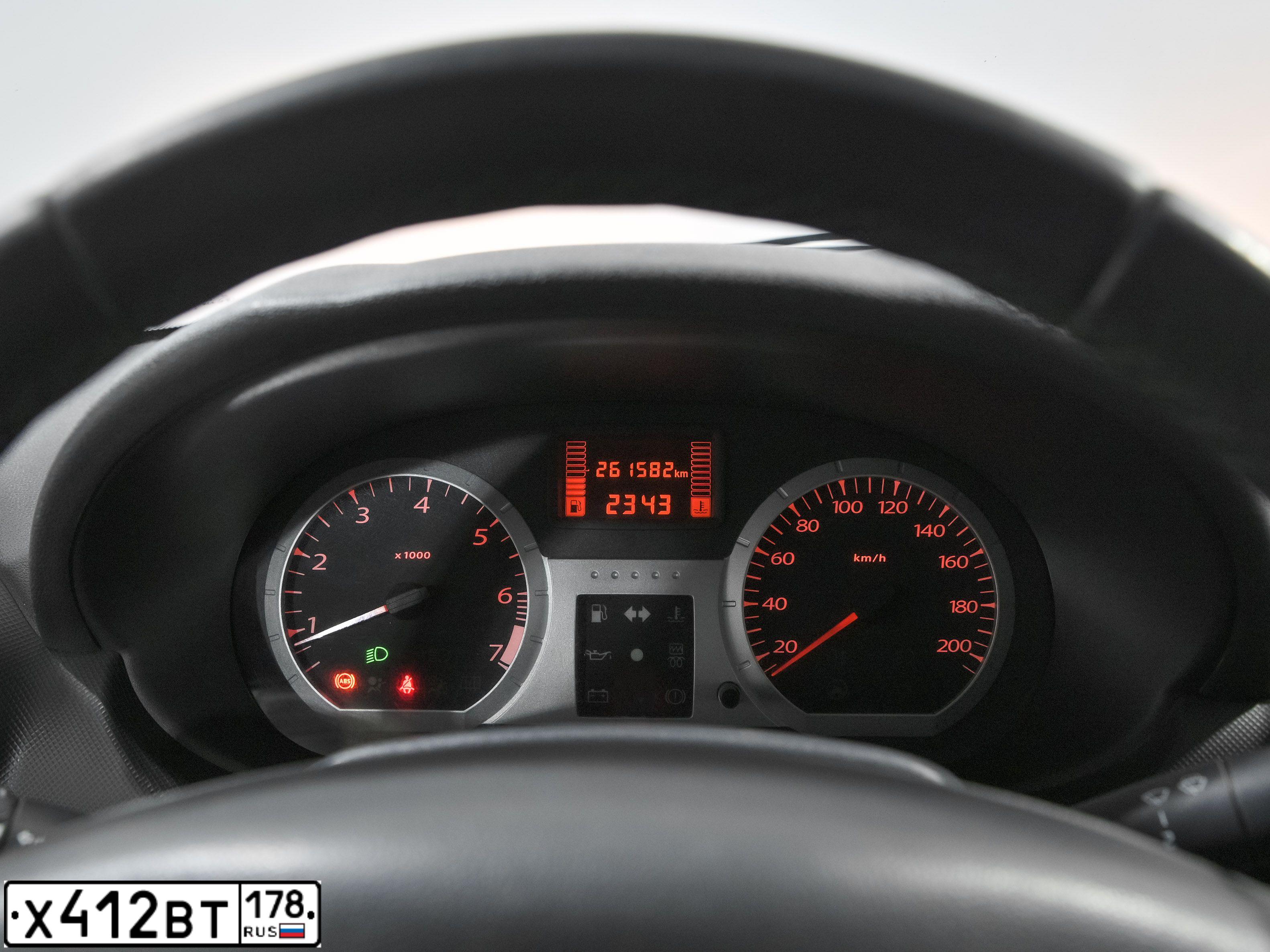 Фото автомобиля LADA LARGUS, 2016 — госномер К480СУ147. Цвет: синий