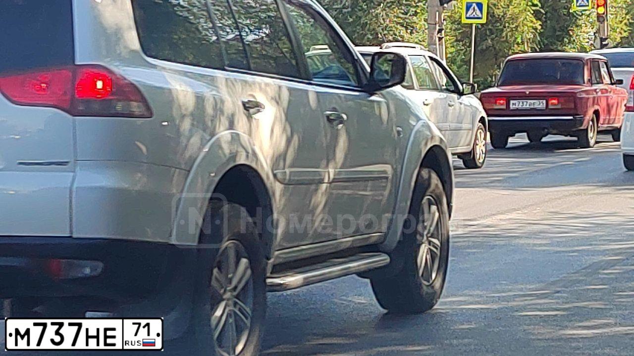 Фото автомобиля LADA 2108 SAMARA, 1998 — госномер А288ХС77. Цвет: СЕРЕБРИСТЫЙ МЕТАЛЛИК
