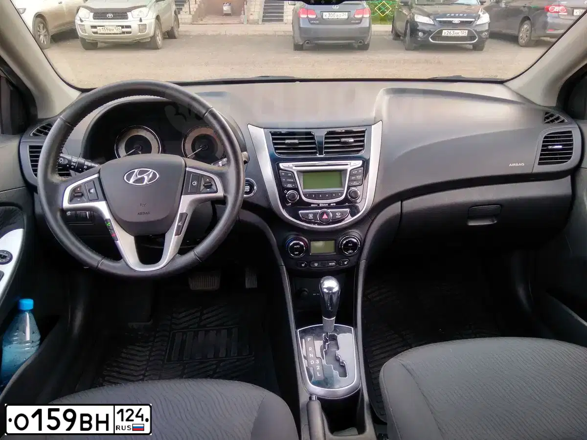 Фото автомобиля TOYOTA RAV4, 2003 — госномер О159ВН124. Цвет: СЕРЫЙ