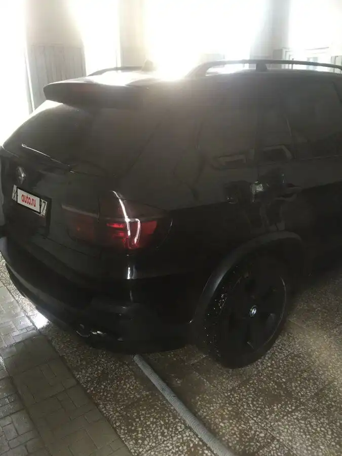 Фото автомобиля BMW X5, 2007 — госномер У863АС05. Цвет: ЧЕРНЫЙ