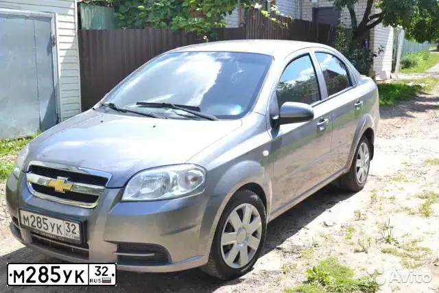 Фото автомобиля CHEVROLET AVEO, 2006 — госномер В168ВО777. Цвет: СЕРЫЙ