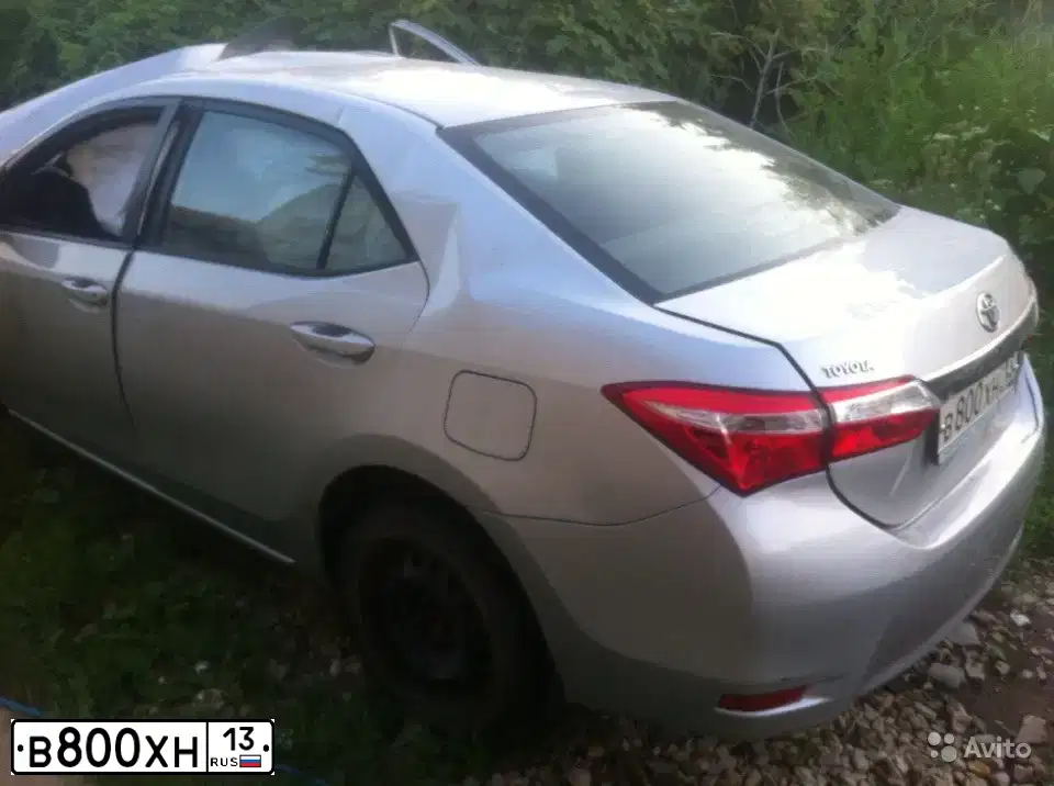 Фото автомобиля TOYOTA COROLLA, 2013 — госномер В800ХН13. Цвет: Серебристый
