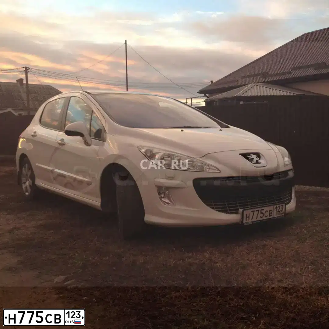 Фото автомобиля PEUGEOT 308, 2010 — госномер А948АА123. Цвет: Белый