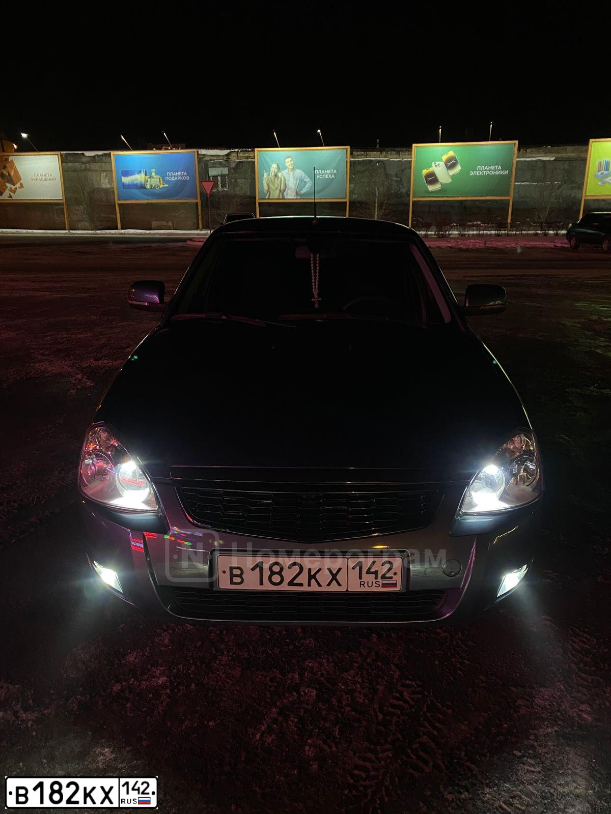 Фото автомобиля LADA PRIORA, 2014 — госномер С967РВ142. Цвет: СЕРЫЙ