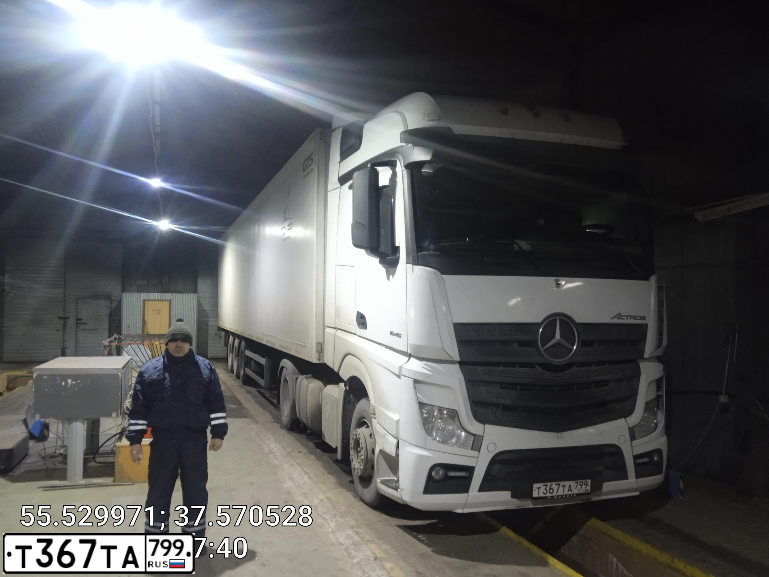 Фото автомобиля MERCEDES ACTROS, 2019 — госномер Т367ТА799. Цвет: Белый