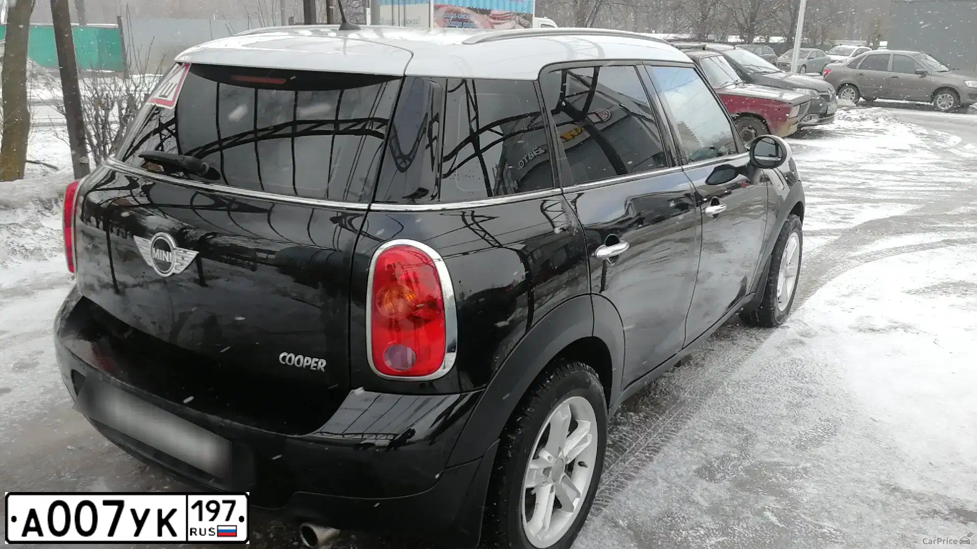 Фото автомобиля MINI МИНИ КУПЕР COUNTRYMAN, 2011 — госномер А007УК197. Цвет: ЧЕРНЫЙ