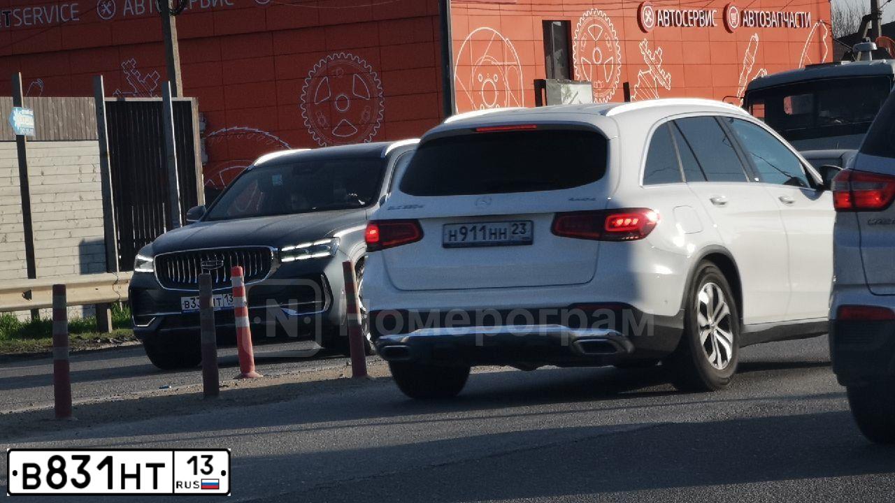 Фото автомобиля LADA 2109 SAMARA, 2003 — госномер В831НТ13. Цвет: СЕРЫЙ