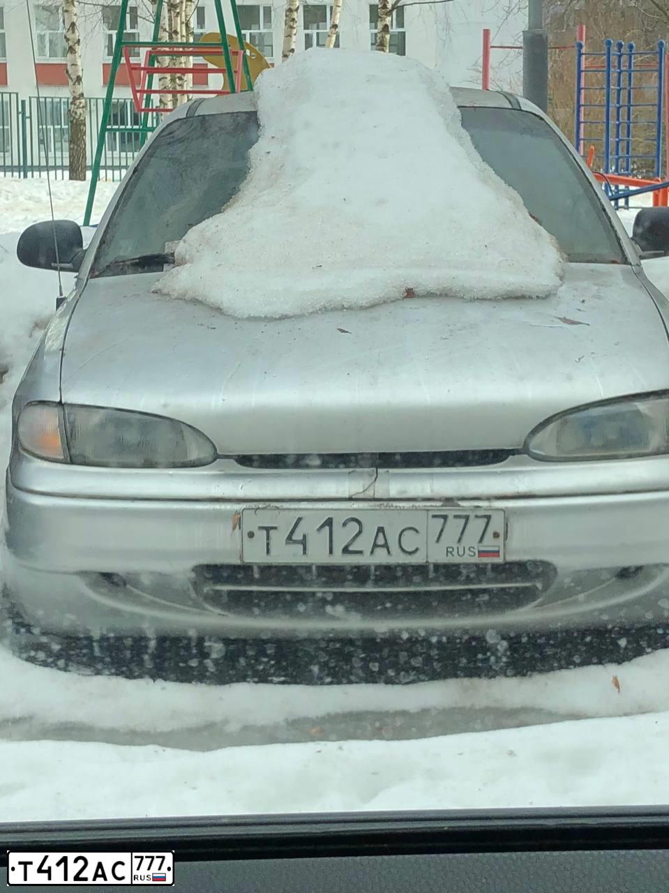 Фото автомобиля HYUNDAI ACCENT, 1995 — госномер К170КК90. Цвет: СЕРЫЙ