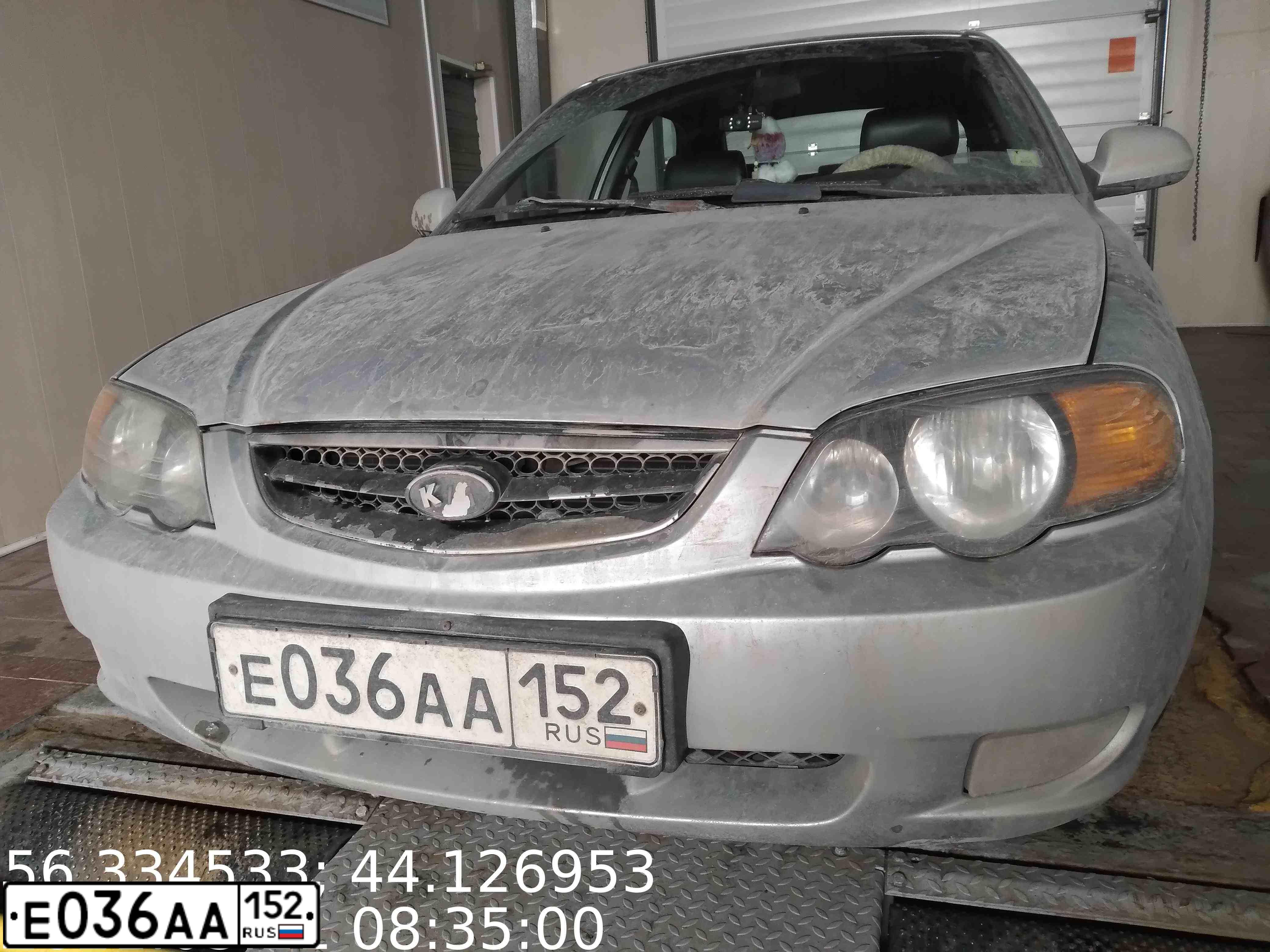 Фото автомобиля KIA SHUMA, 2001 — госномер У020ЕЕ152. Цвет: СВЕТЛО-СЕРЫЙ