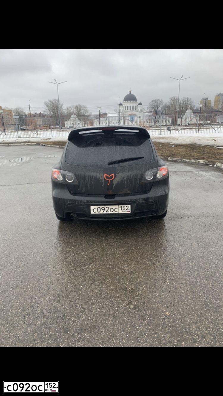 Фото автомобиля MAZDA 3, 2006 — госномер К700ЕУ152. Цвет: ЧЕРНЫЙ