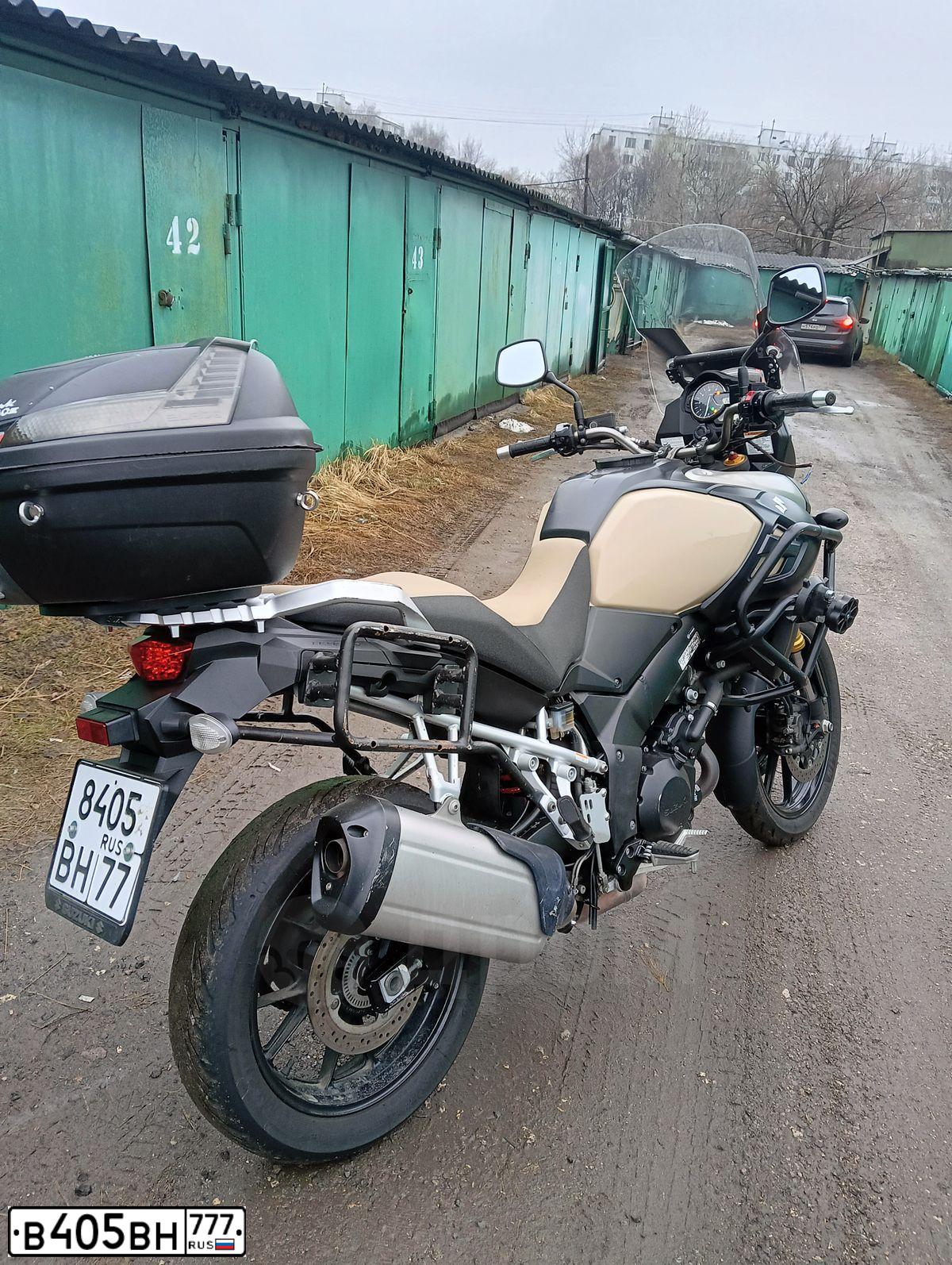 Фото автомобиля BMW 525, 2008 — госномер В184УТ09