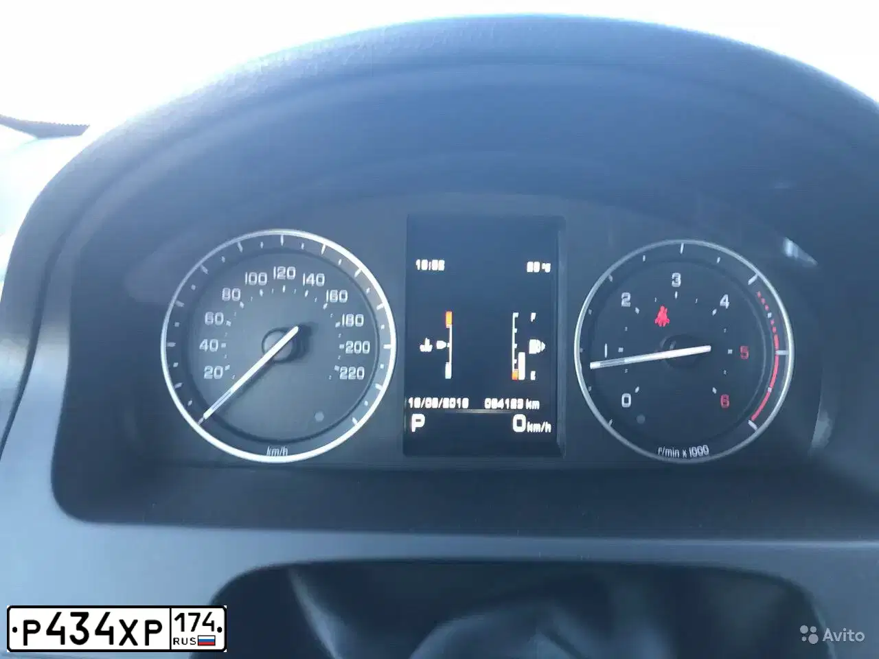Фото автомобиля SUBARU LEGACY, 2012 — госномер Н650ЕЕ196. Цвет: СВЕТЛО-СЕРЫЙ