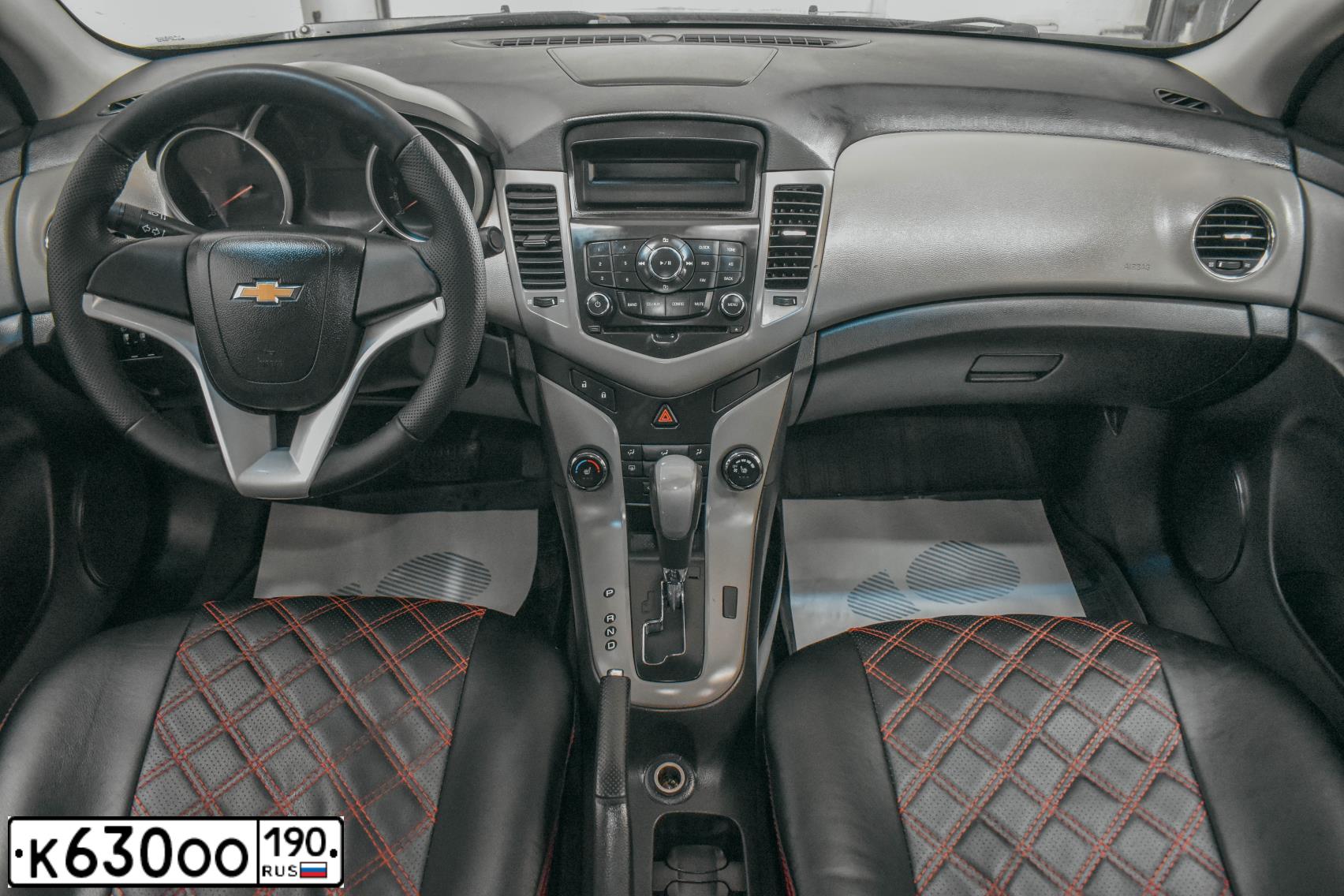 Фото автомобиля CHEVROLET CRUZE, 2011 — госномер О134ОТ40. Цвет: ЧЕРНЫЙ
