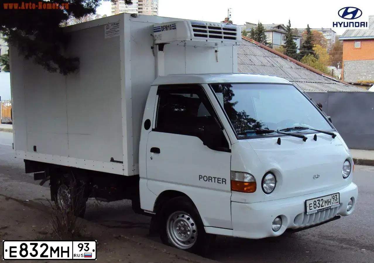 Фото автомобиля TAGAZ PORTER, 2008 — госномер Е832МН93. Цвет: БЕЛЫЙ