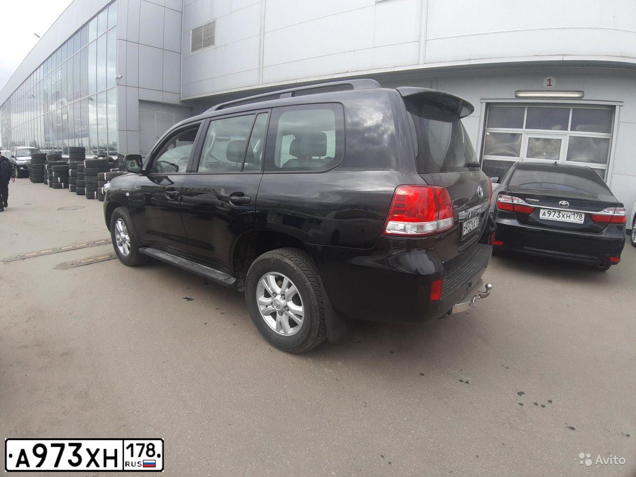 Фото автомобиля NISSAN PRIMERA, 2005 — госномер А973ХН178. Цвет: СЕРЫЙ