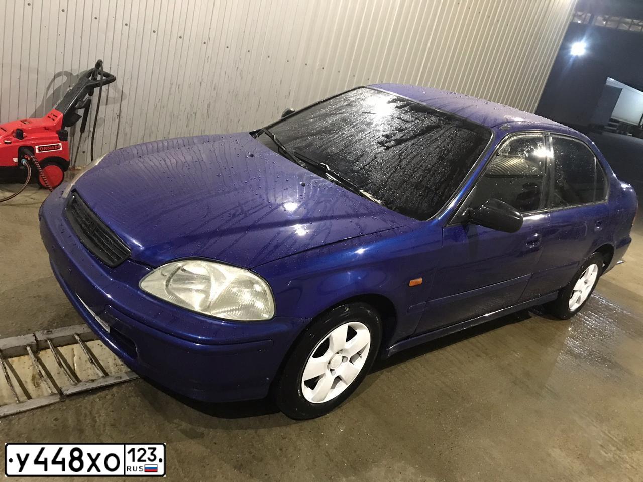 Фото автомобиля HONDA CIVIC, 1998 — госномер В698МР761. Цвет: Темно-синий