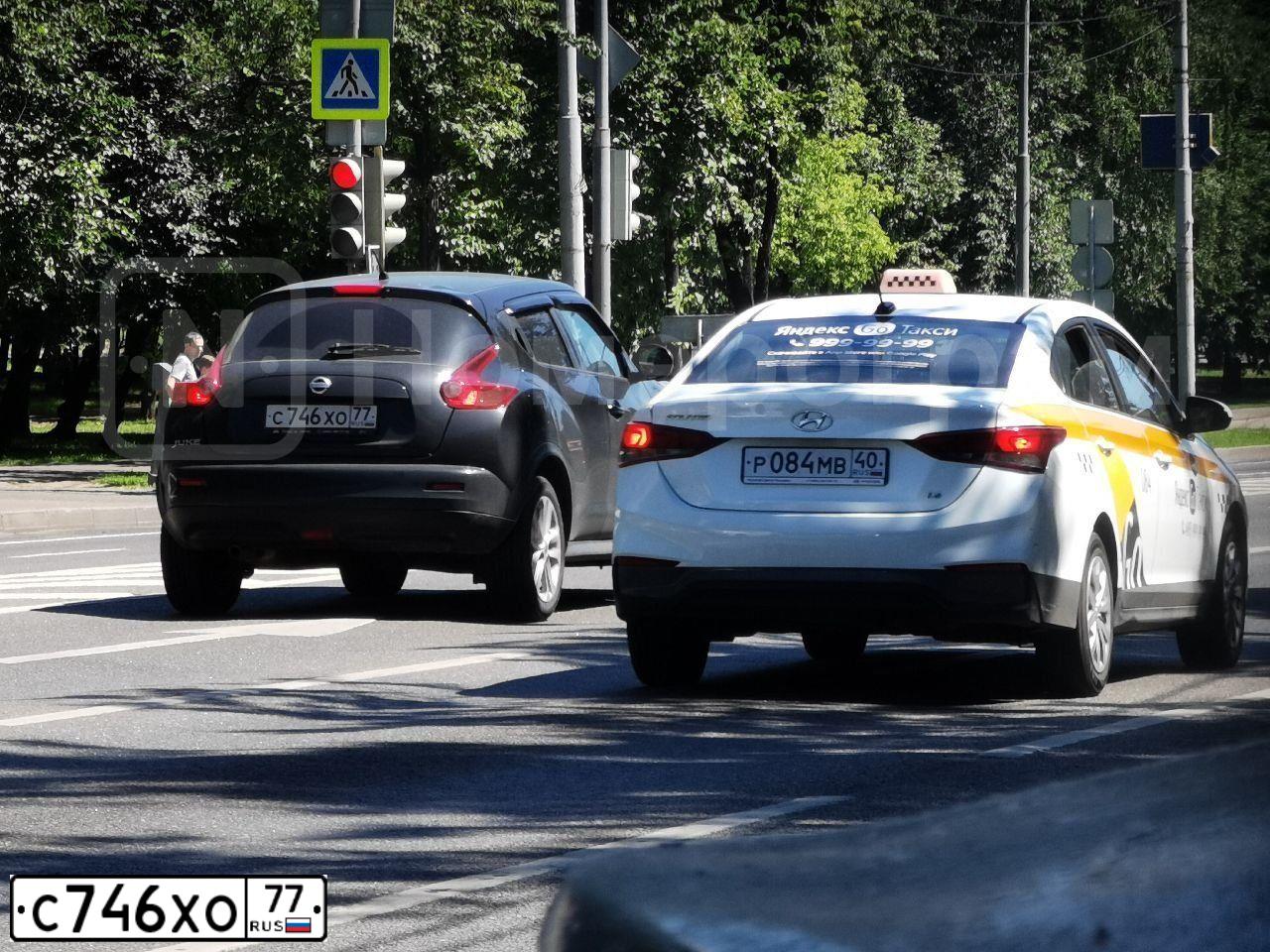Фото автомобиля NISSAN JUKE, 2012 — госномер М279КВ13. Цвет: ЧЕРНЫЙ