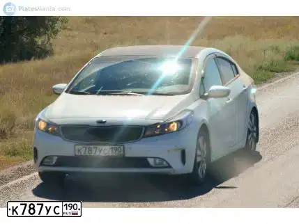 Фото автомобиля KIA CERATO, 2012 — госномер У775ТО48. Цвет: Белый