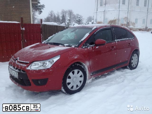 Фото автомобиля CITROEN C4, 2009 — госномер В085СВ35. Цвет: Красный