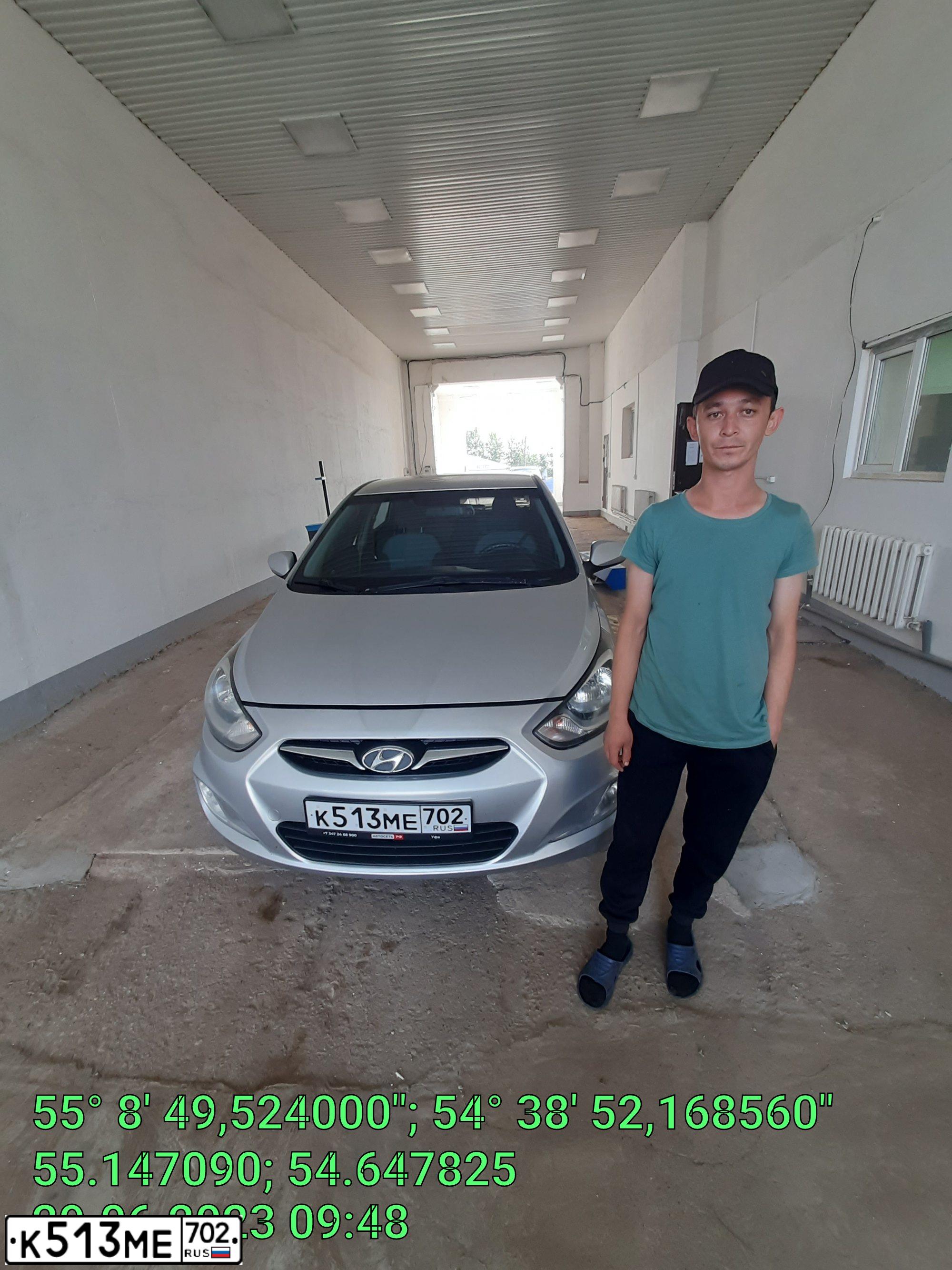 Фото автомобиля HYUNDAI SOLARIS, 2012 — госномер С004ТА102. Цвет: Серебристый