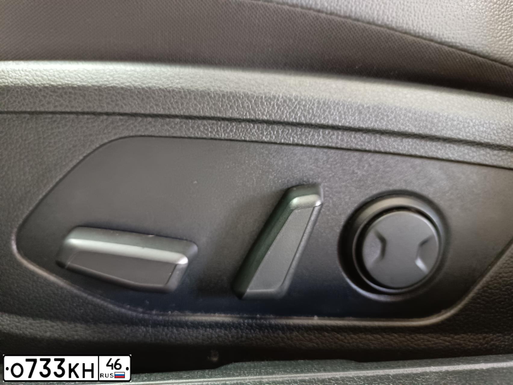Фото автомобиля HYUNDAI SONATA, 2020 — госномер Р592РР31. Цвет: БЕЛЫЙ