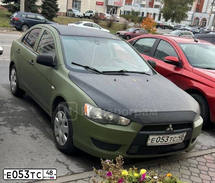Фото автомобиля LADA 2112 LADA, 2005 — госномер М046ТЕ68. Цвет: МОЛОЧНО-БЕЛЫЙ СЕРЕБРИСТЫЙ