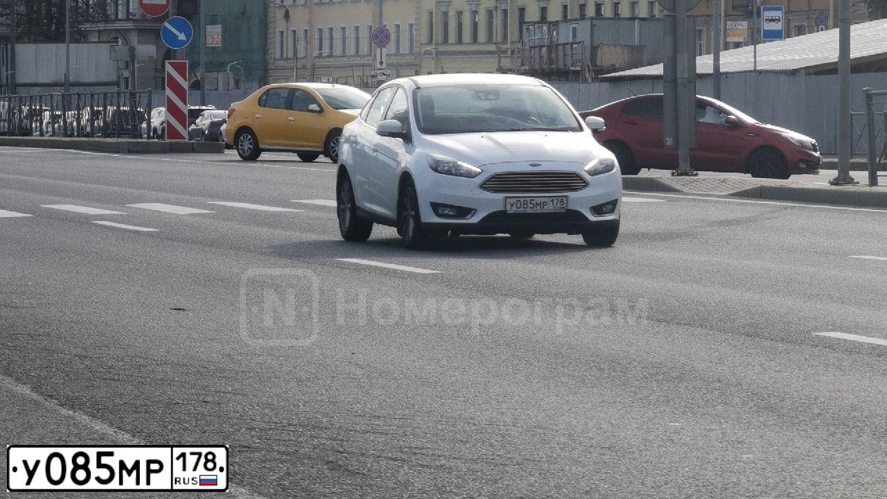 Фото автомобиля FORD FOCUS, 2016 — госномер М667УР198