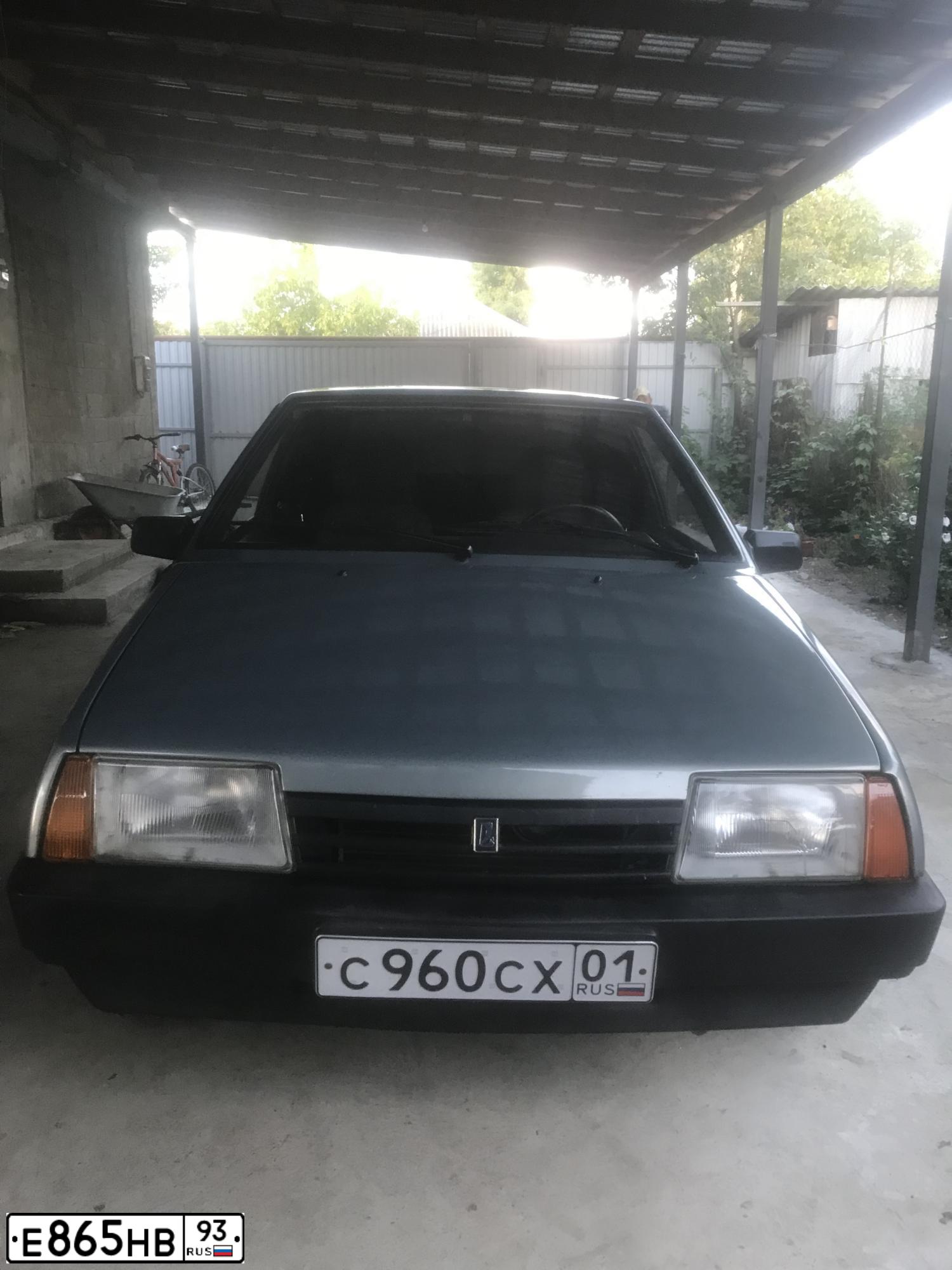 Фото автомобиля LADA 2109, 2002 — госномер А977ХС01. Цвет: ЗОЛОТИСТО-СЕРЫЙ