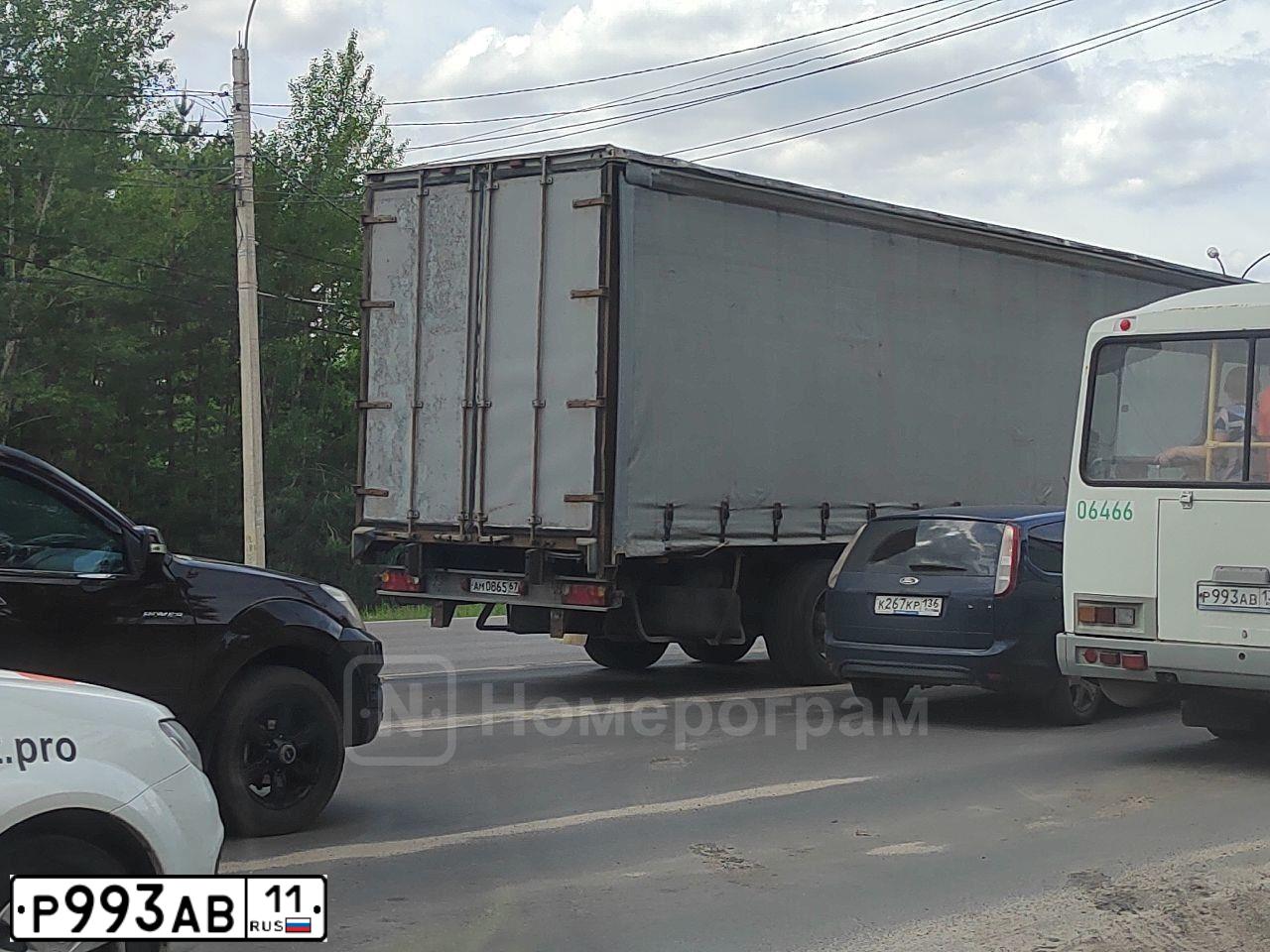 Фото автомобиля LIFAN X 50, 2015 — госномер Р244РУ152. Цвет: БЕЛЫЙ