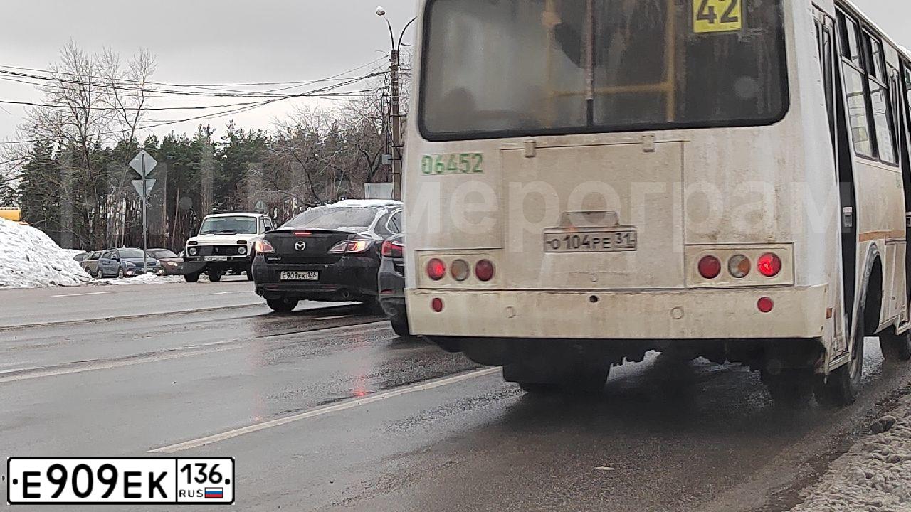 Фото автомобиля MERCEDES G-KLASSE, 2001 — госномер В575ТК09. Цвет: ЧЕРНЫЙ