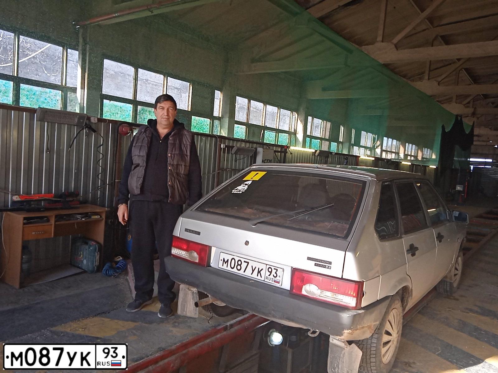Фото автомобиля LADA 2109 SAMARA, 2003 — госномер В447ВК92