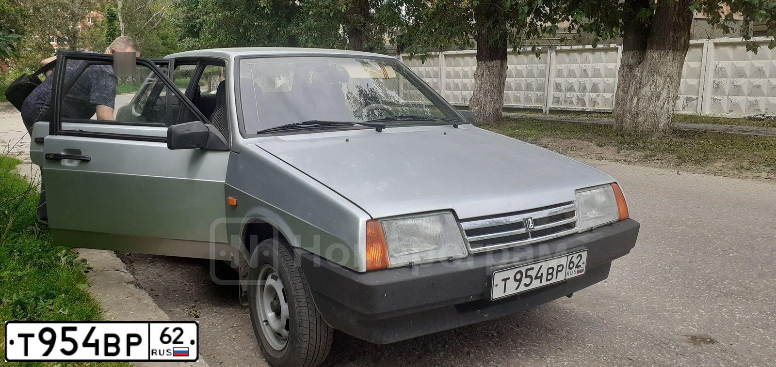 Фото автомобиля LADA 2109 SAMARA, 2001 — госномер Т954ВР62. Цвет: СВЕТЛО-СЕРЕБРИСТЫЙ МЕТАЛЛ