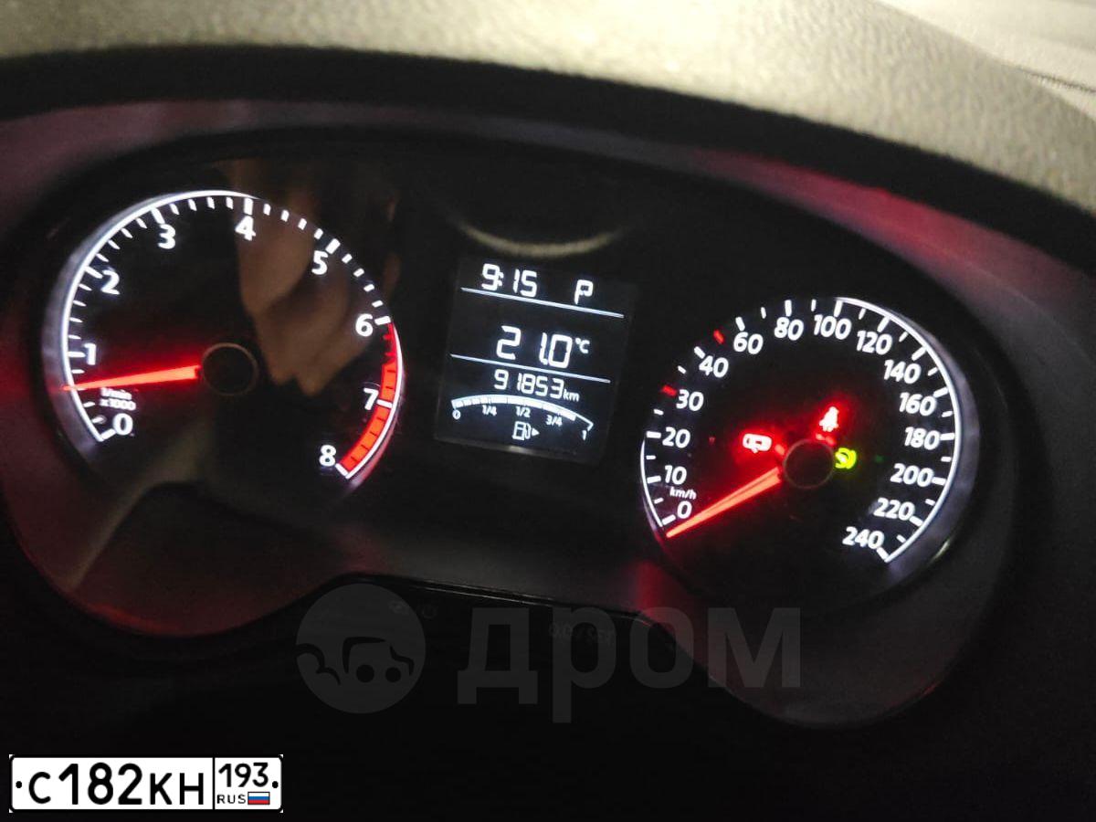 Фото автомобиля VOLKSWAGEN POLO, 2020 — госномер С182КН193. Цвет: синий