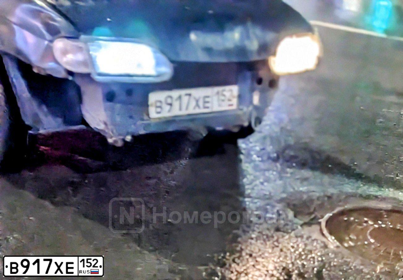 Фото автомобиля LADA 2114 SAMARA, 2011 — госномер В917ХЕ152. Цвет: Серо-сине-зеленый