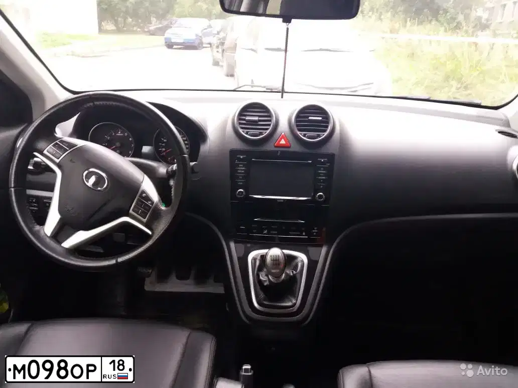 Фото автомобиля HAVAL H6, 2013 — госномер У640ХТ18. Цвет: ЧЕРНЫЙ