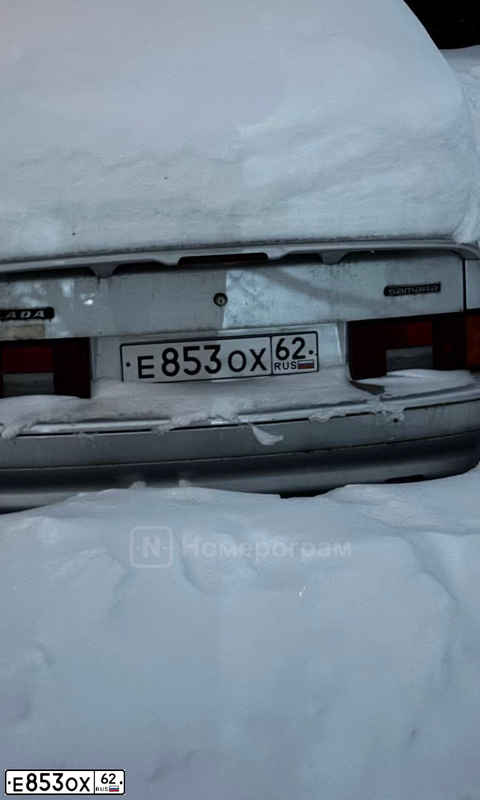Фото автомобиля LADA 2114 SAMARA, 2011 — госномер Е853ОХ62. Цвет: СВЕТЛО-СЕРЕБРИСТЫЙ МЕТ