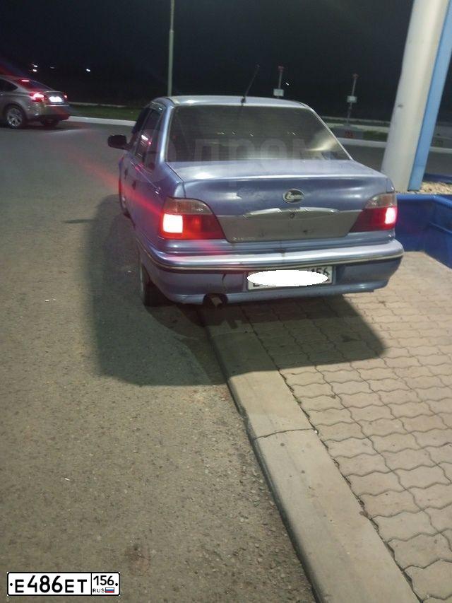 Фото автомобиля DAEWOO NEXIA, 2007 — госномер Е486ЕТ156. Цвет: Перламутрово-голубой