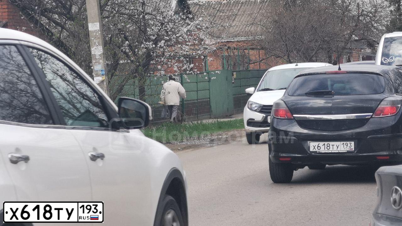 Фото автомобиля OPEL ASTRA, 2006 — госномер С765МР40