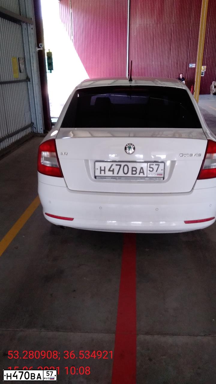 Фото автомобиля SKODA OCTAVIA, 2012 — госномер Н470ВА57. Цвет: БЕЛЫЙ