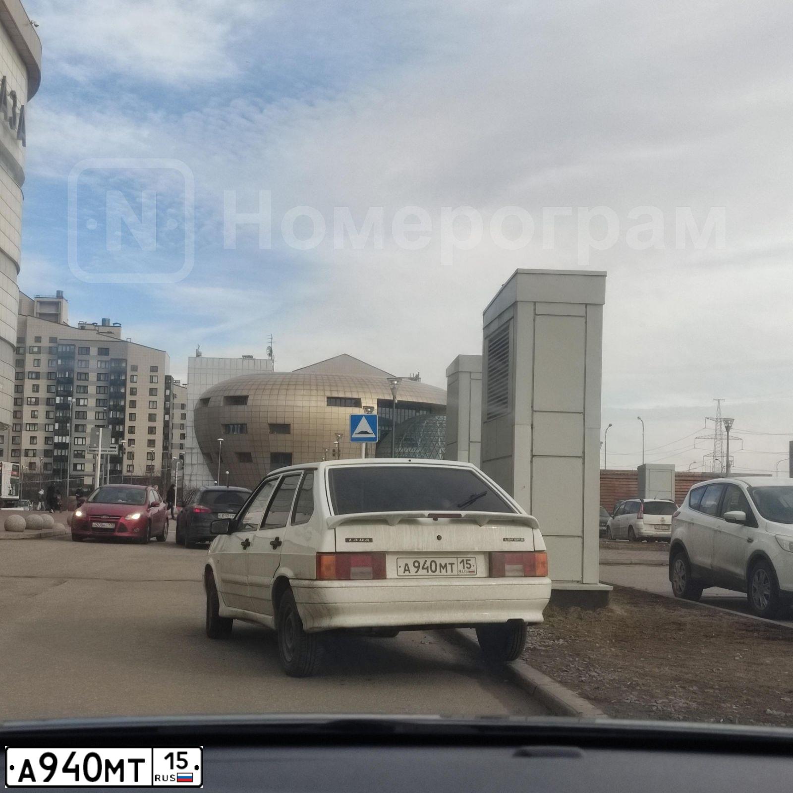 Фото автомобиля LADA 2114 SAMARA, 2012 — госномер А825КУ07. Цвет: Белый